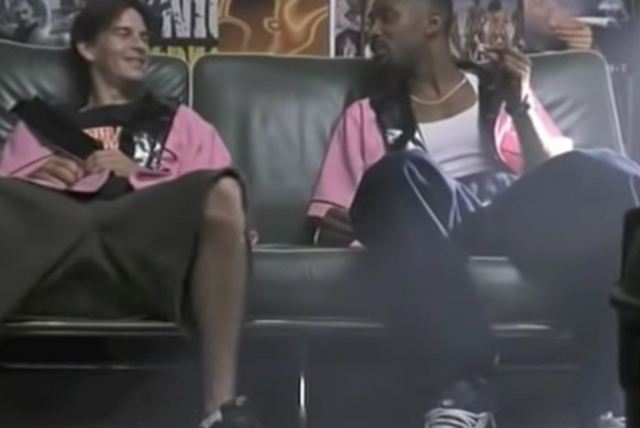 Day-Day (Mike Epps) smokes weed on the job