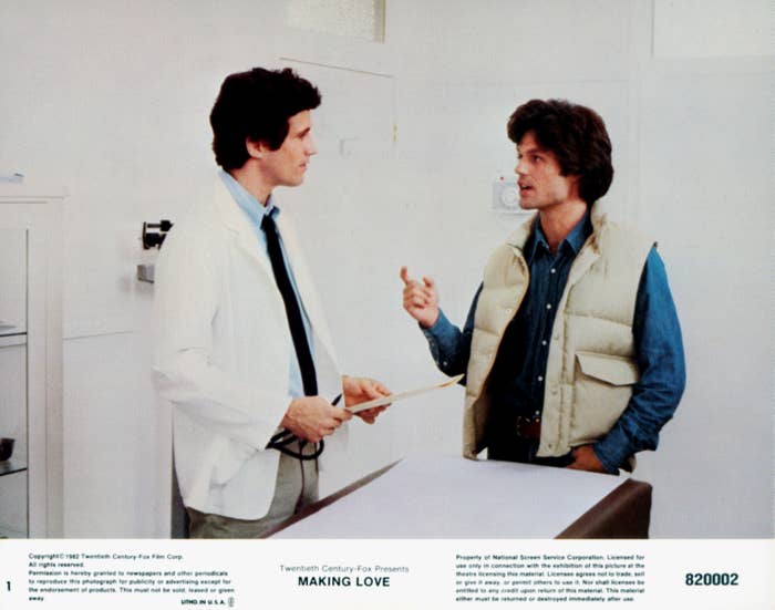Ontkean and Hamlin talk in a doctor&#x27;s office