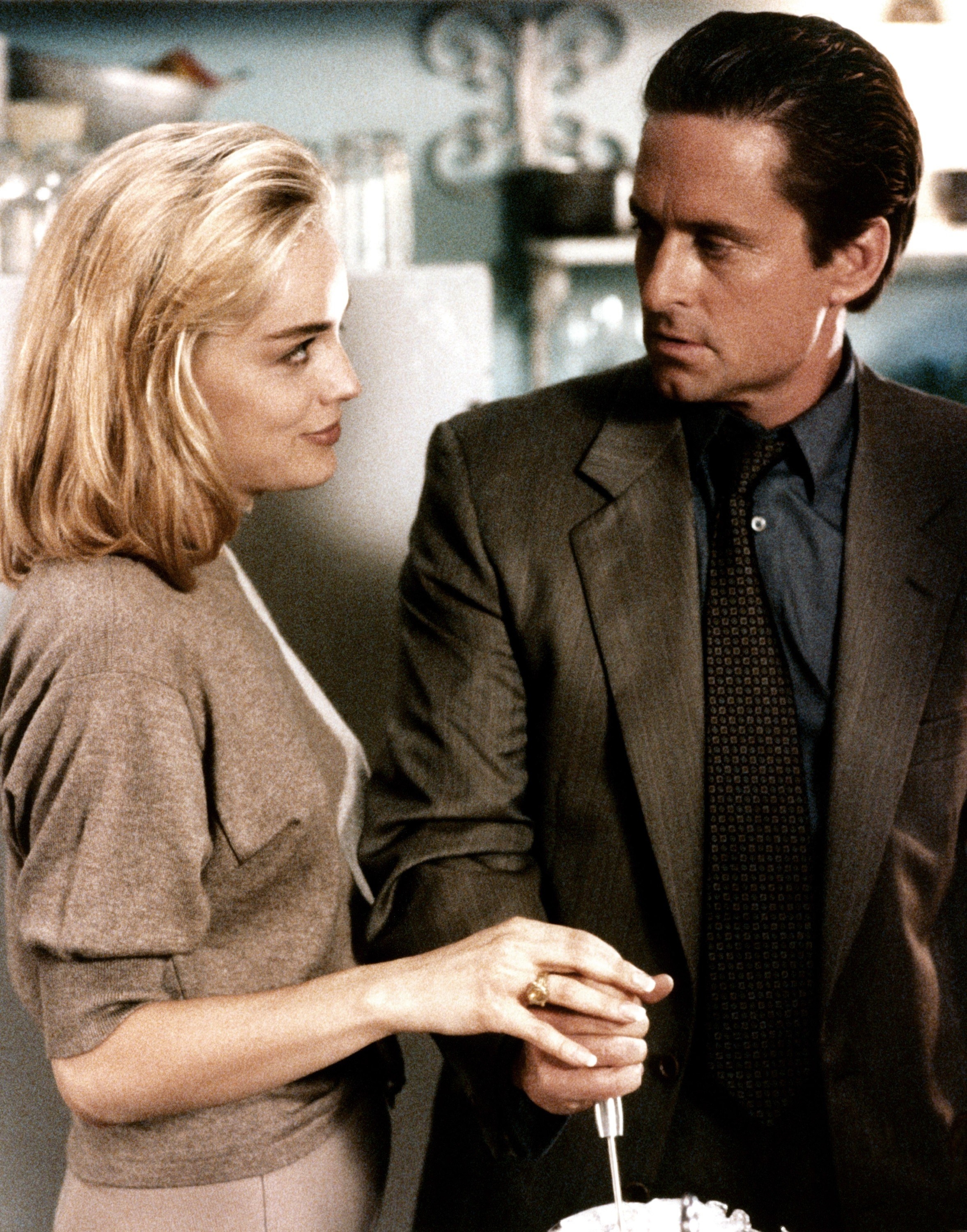 Sharon stone outlet dress basic instinct