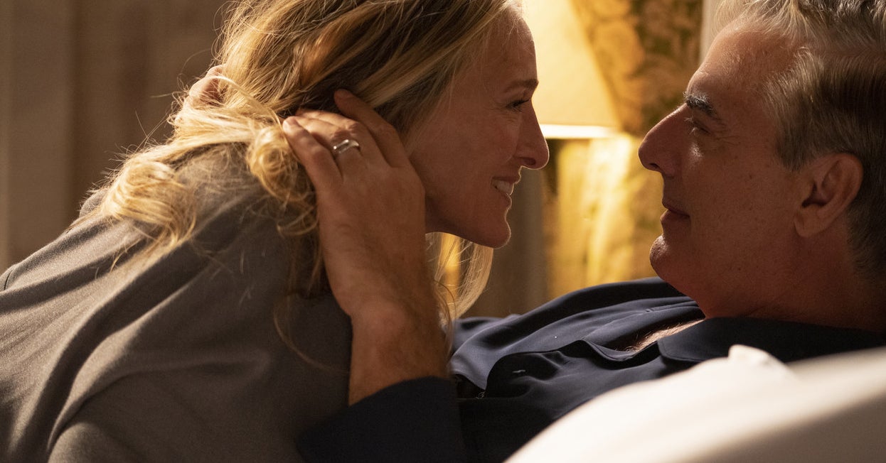 Sarah Jessica Parker Finally Addressed Why Carrie Didn't Immediately Call 911 After Big's Heart Attack