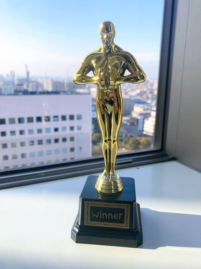 マジでいつ使うの フライングタイガーの おもしろグッズ クセが強すぎて笑った