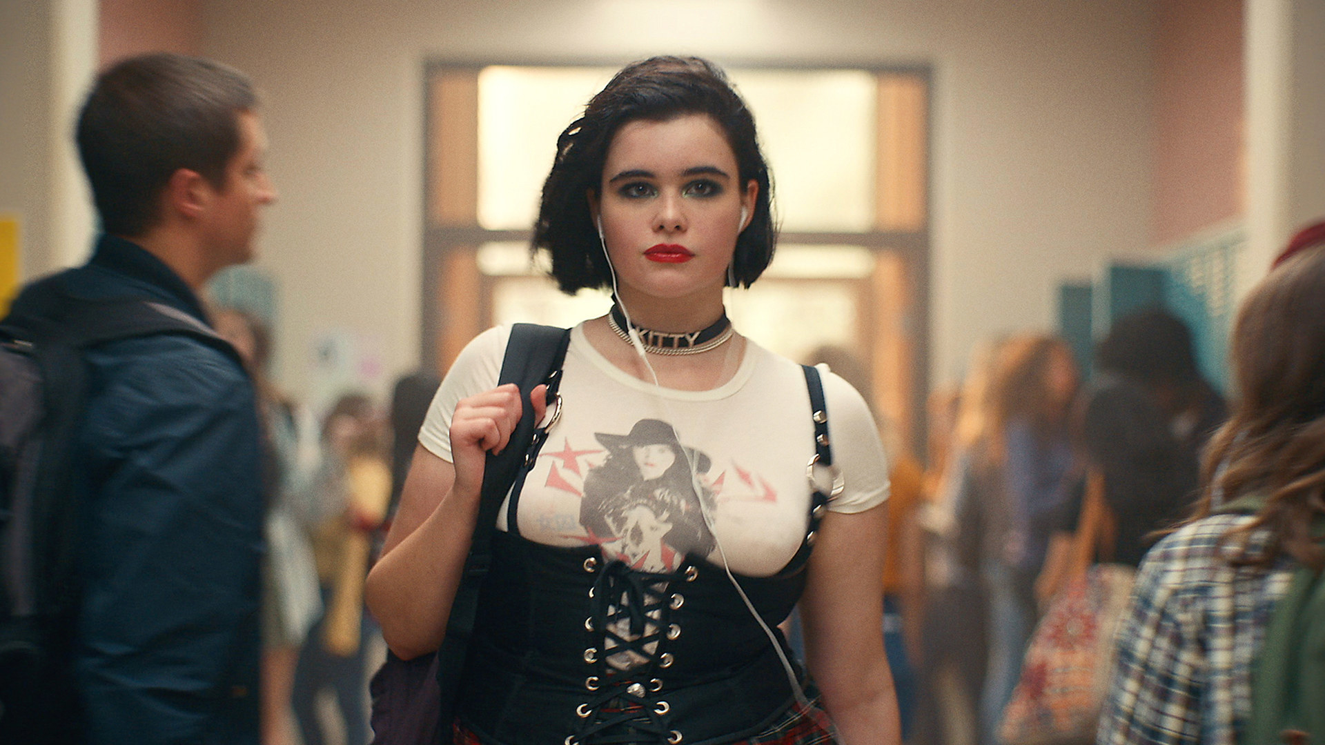 Kat from &quot;Euphoria&quot; walking down her school&#x27;s hallway