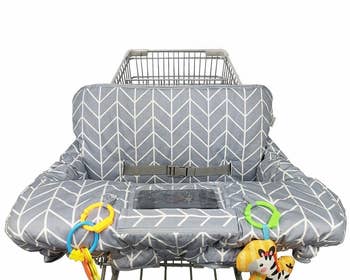 The shopping cart cover in gray arrow print