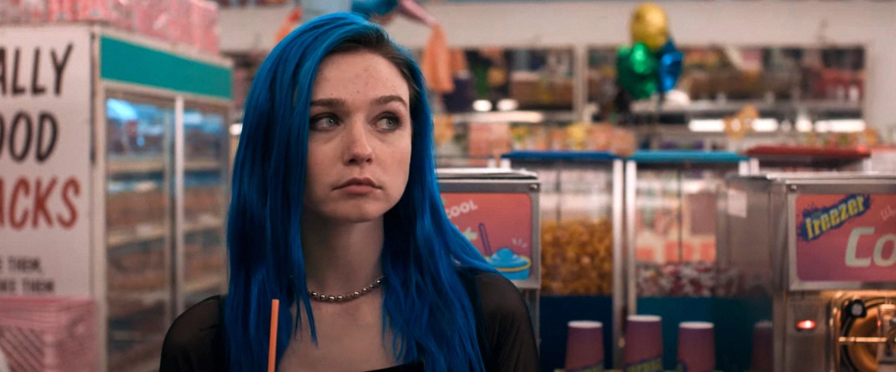 Is there a good blue hair dye without bleach for dark hair? - Quora