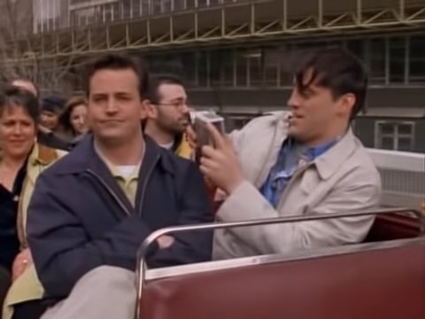 Joey filming Chandler on a red bus in London in &quot;Friends&quot;