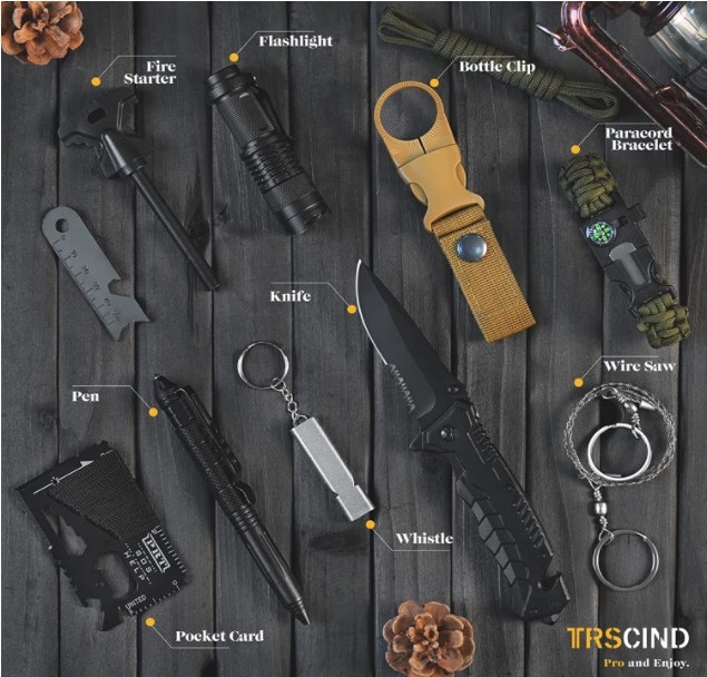 Kit con accesorios y herramientas de supervivencia