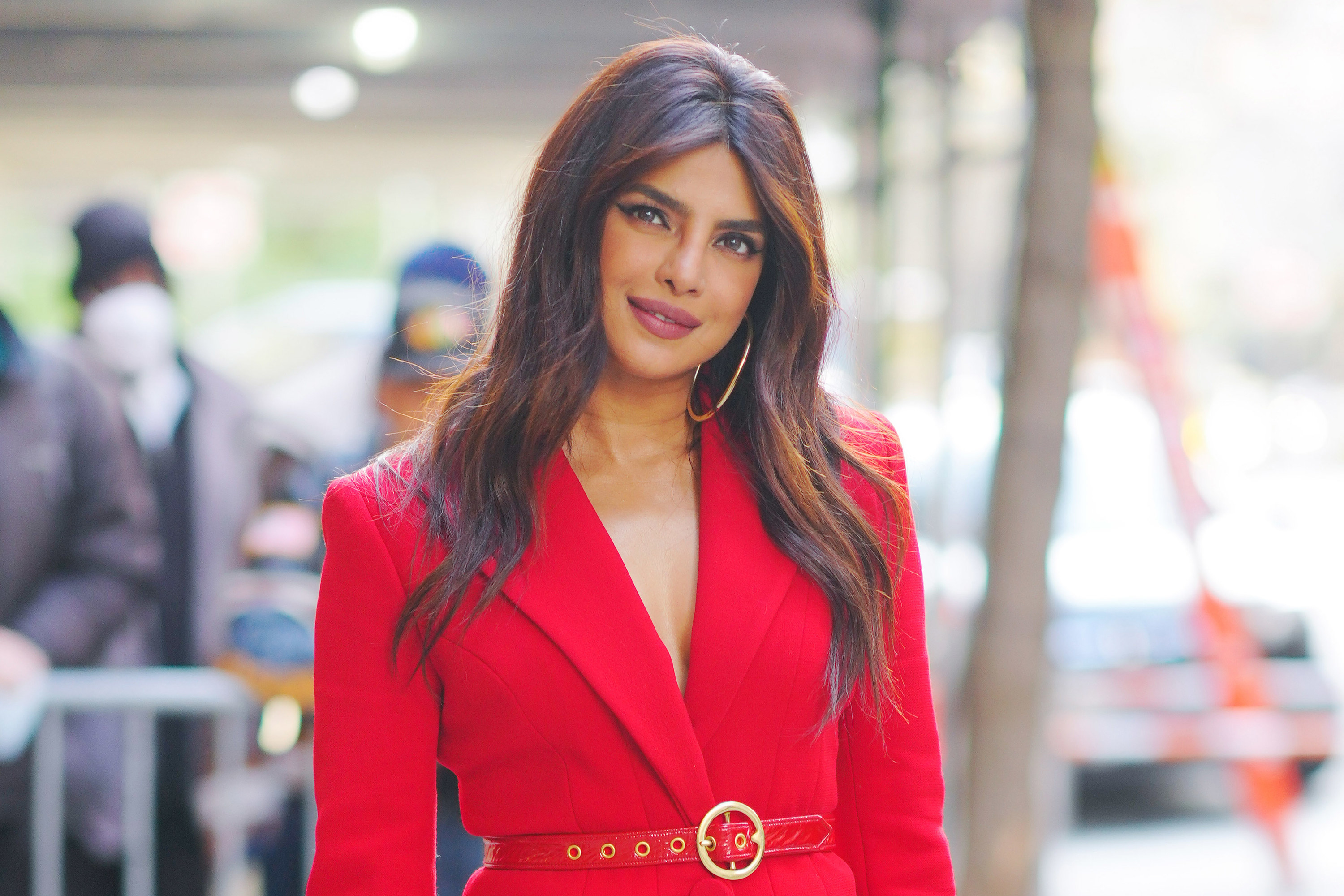 A closeup of Priyanka at an event