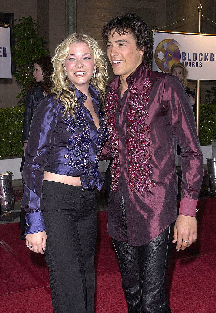 andrew keegan and leann rimes in matching barry manilow outfits