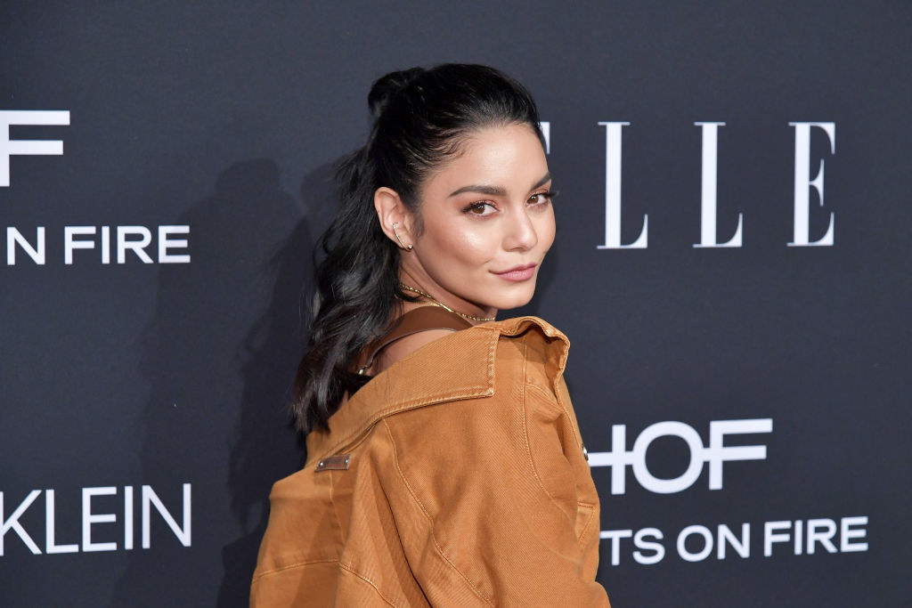 Vanessa smiling slightly on the red carpet