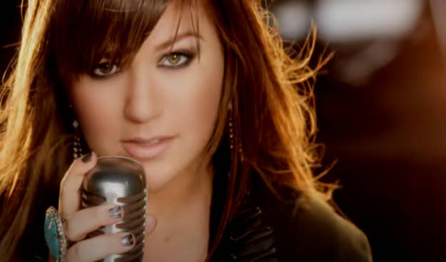 Stronger (What Doesn't Kill You) (tradução) - Kelly Clarkson 