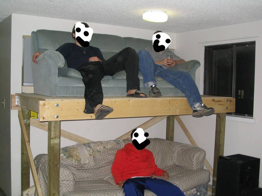 Double decker cheap couch diy