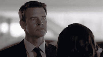 Jake Ballard nodding his head with his eyes closed on &quot;Scandal&quot;