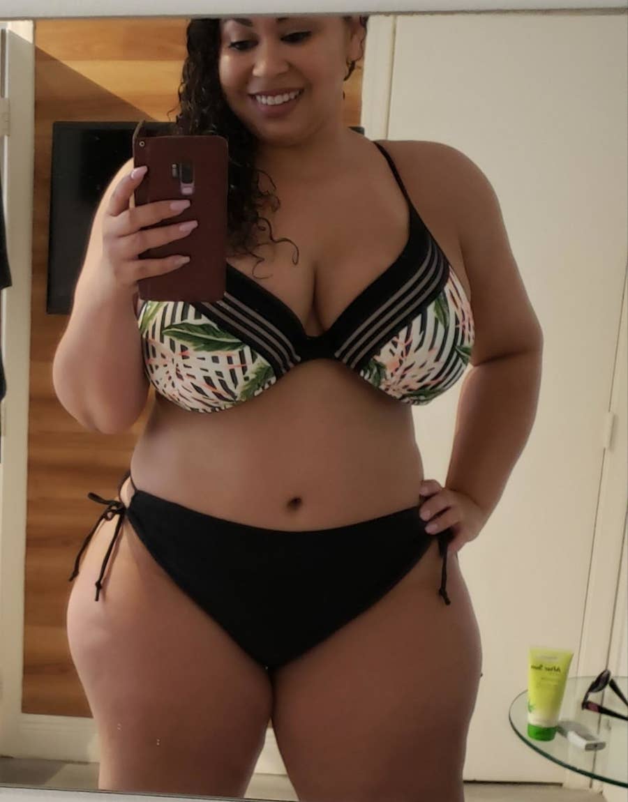 Forældet Rubin Øde 25 Two-Piece Swimsuits Reviewers With "Big Boobs" Love