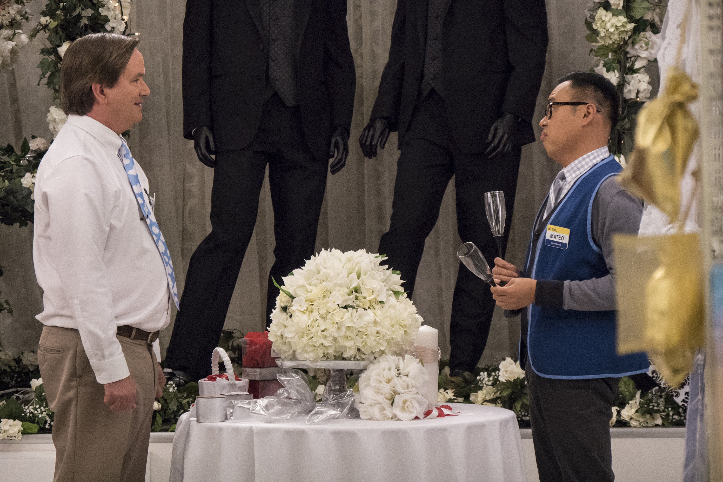 Mateo and Glenn talking to each other