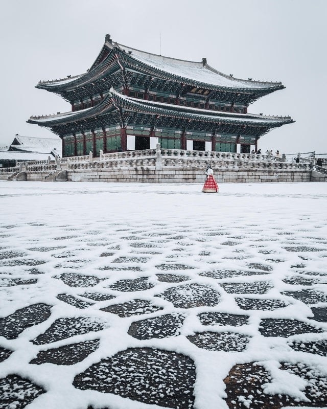 The Gyeongbokgung Palace in Seoul covered in snow