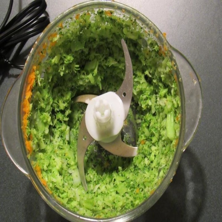 same processor with chopped up broccoli