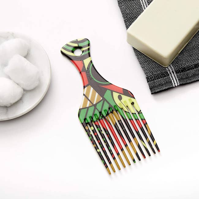 Afropick hair pick in the pattern 