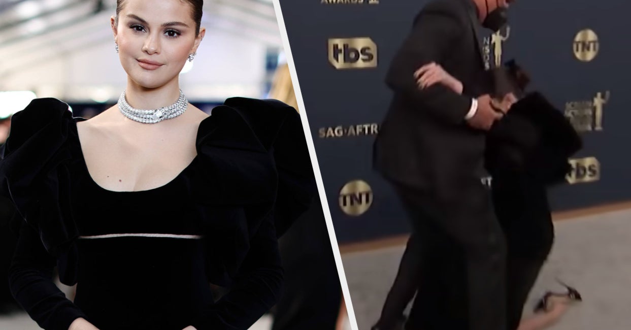 Selena Gomez Ditched Her Shoes After Falling On The SAG Awards Carpet And I Totally Get It