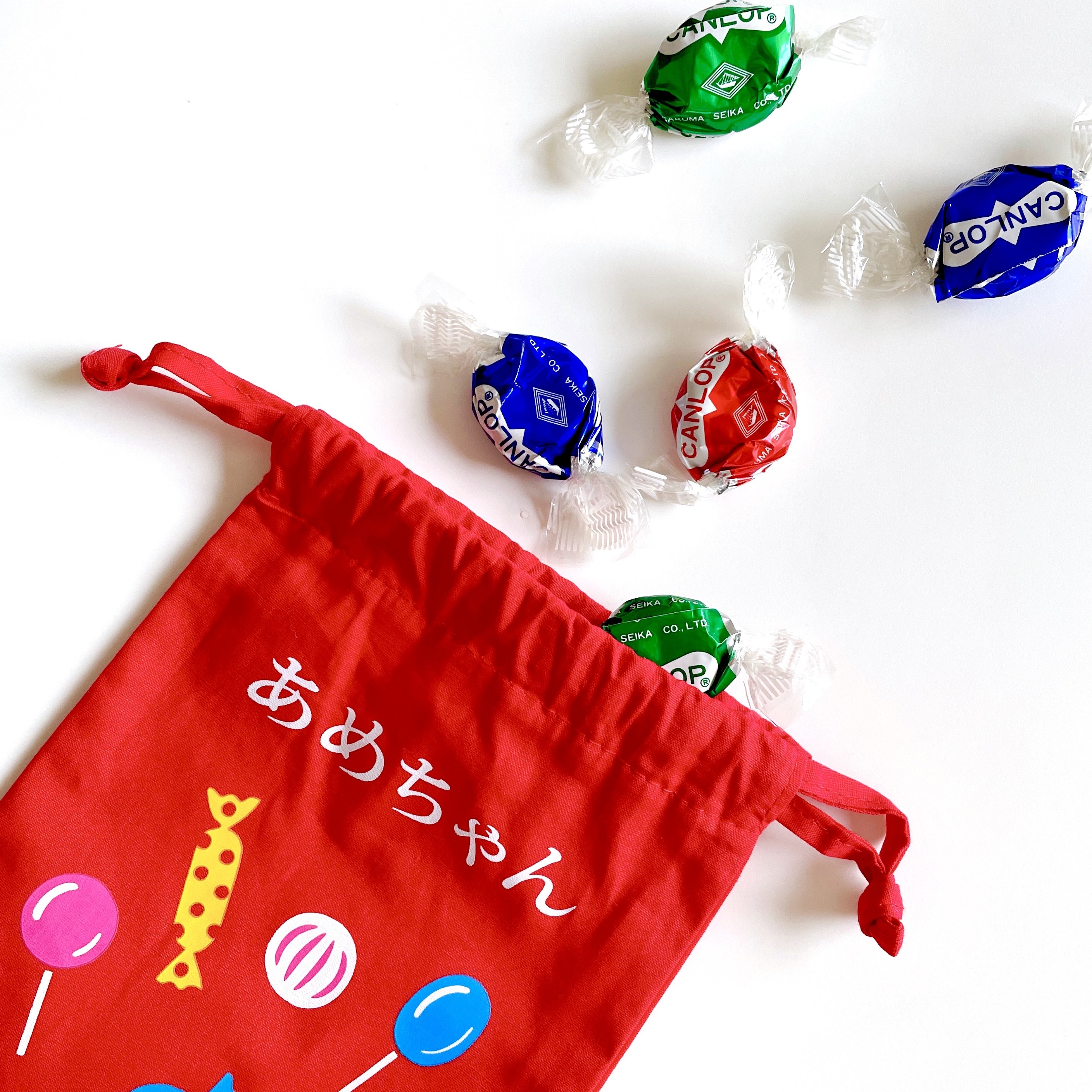 このデザイン、めっちゃツボ。ニコアンドの「レトロ巾着袋」が可愛すぎる…