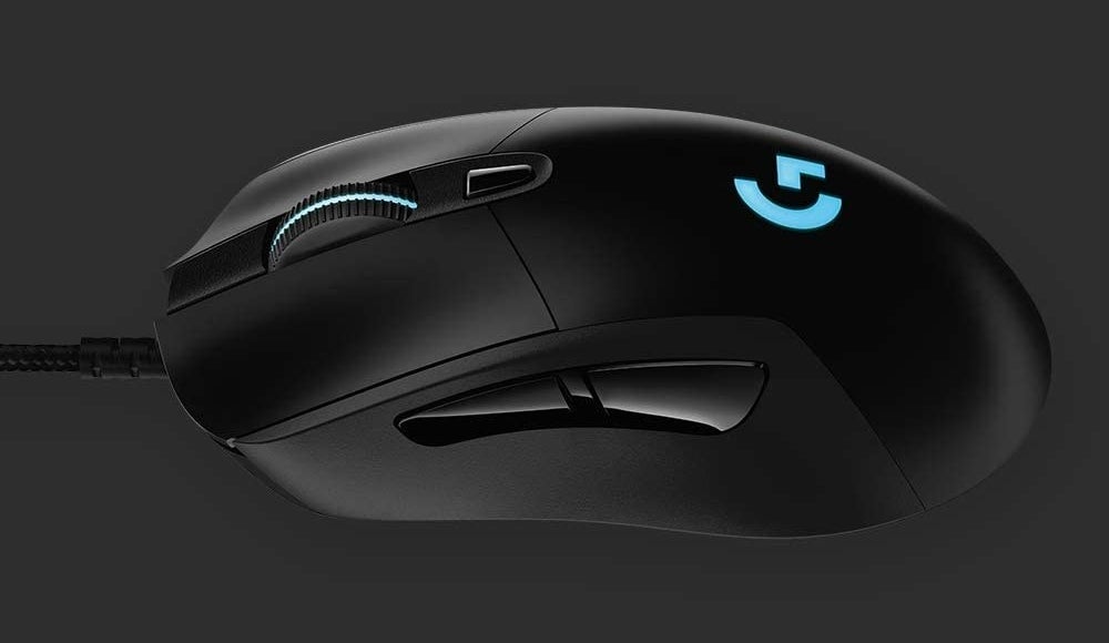 a black logitech gaming mouse
