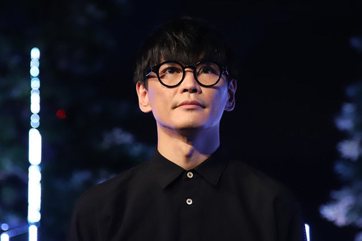 大号泣 ホームで立ち尽くした サカナクション 山口一郎 突然のサプライズでファンを泣かせる