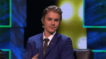 GIF Justin Bieber clapping