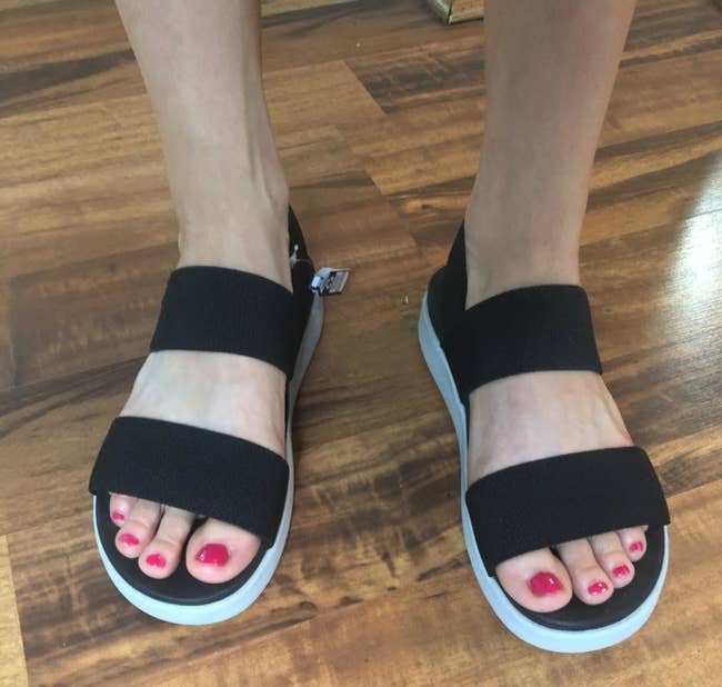reviewer photo of black Keen sandals