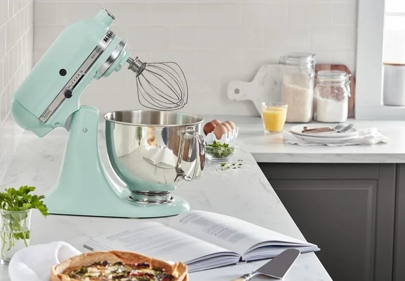 The KitchenAid stand mixer in the color Ice