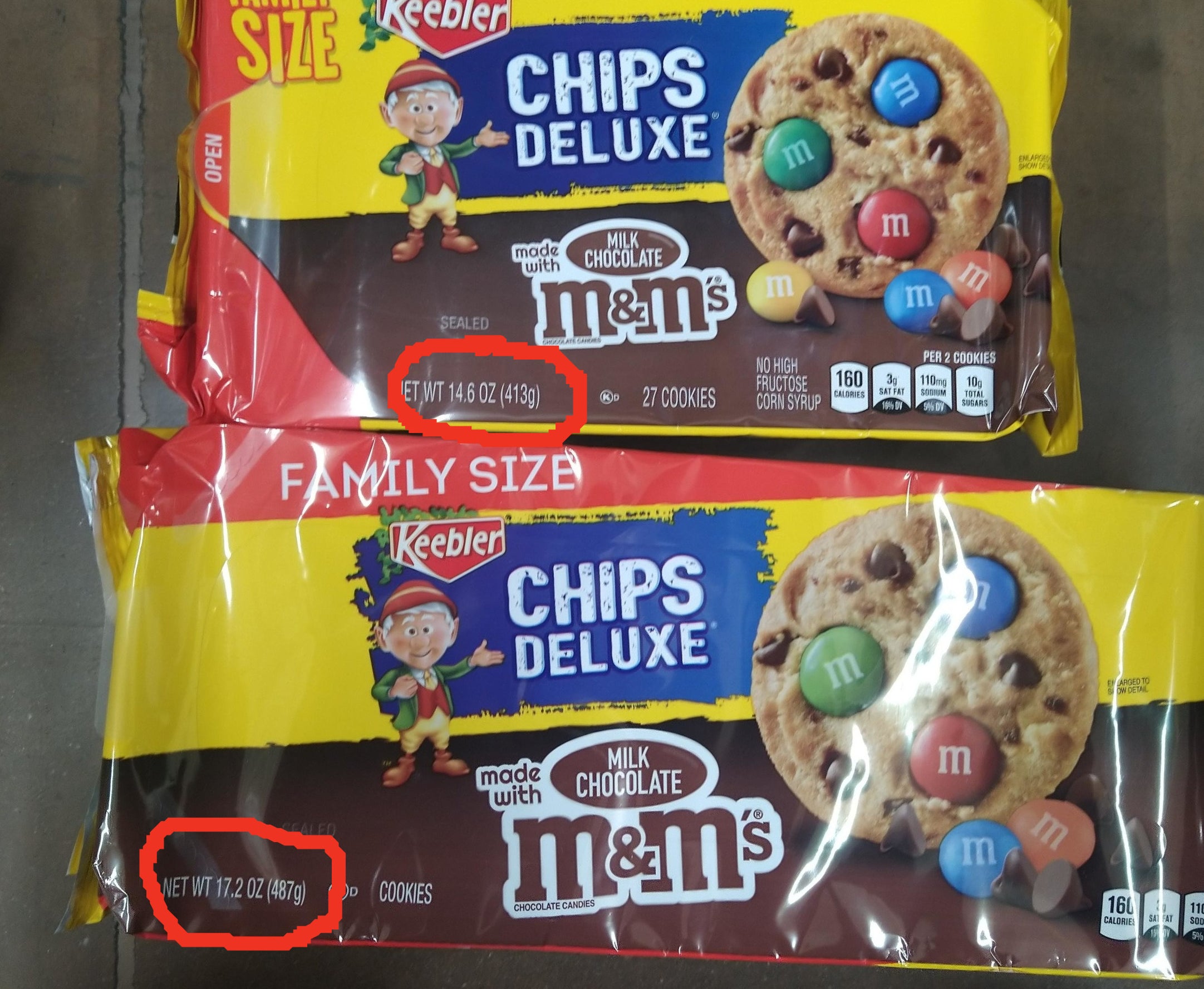 Zoomed-in image of the cookie packages with the weights circled