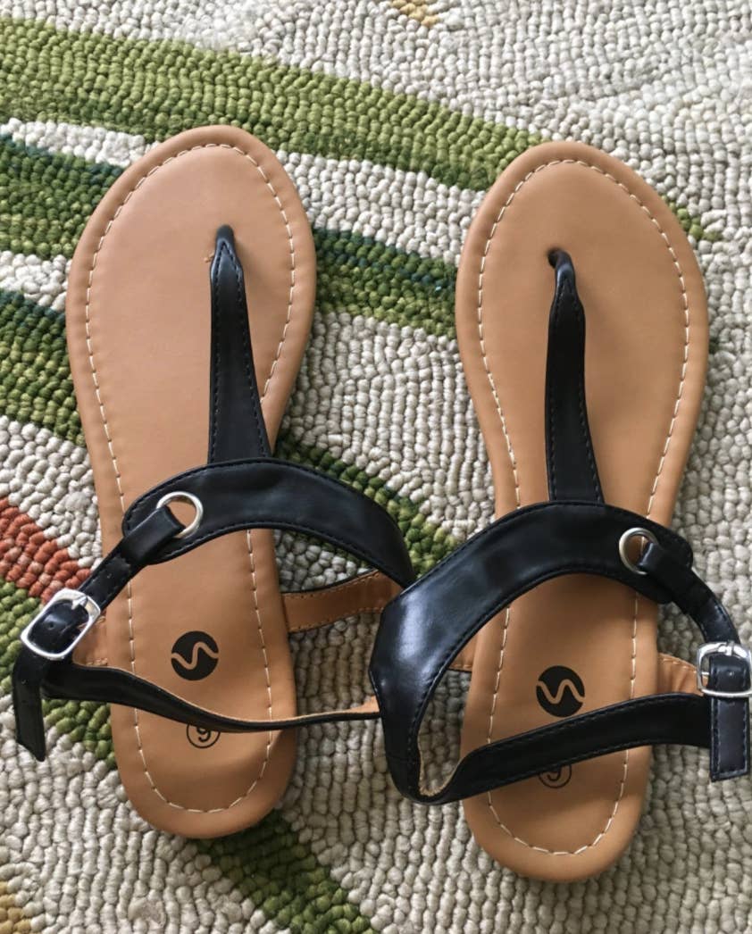 Buzzfeed hot sale amazon sandals