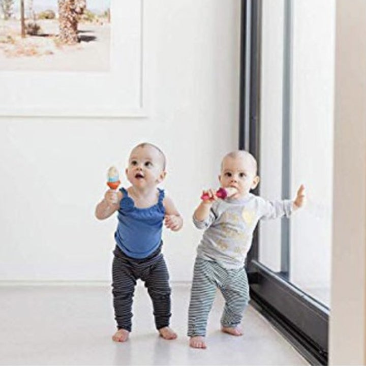 babies with silicone feeders