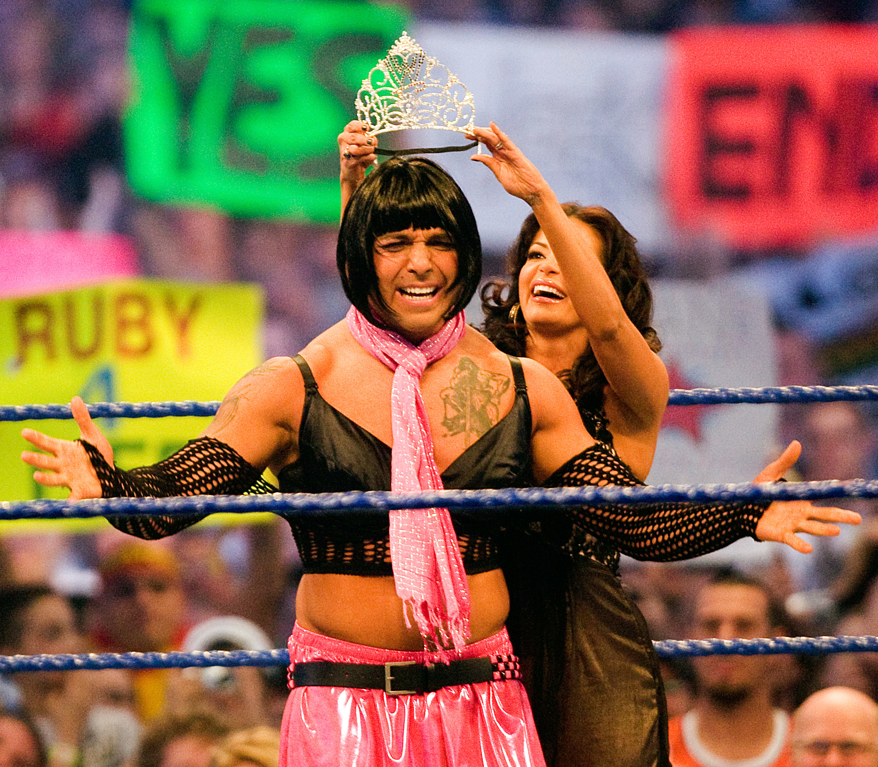 Santino Marella, disguised as his sister &quot;Santina,&quot; wins the 2009 Miss Wrestlemania Battle Royale