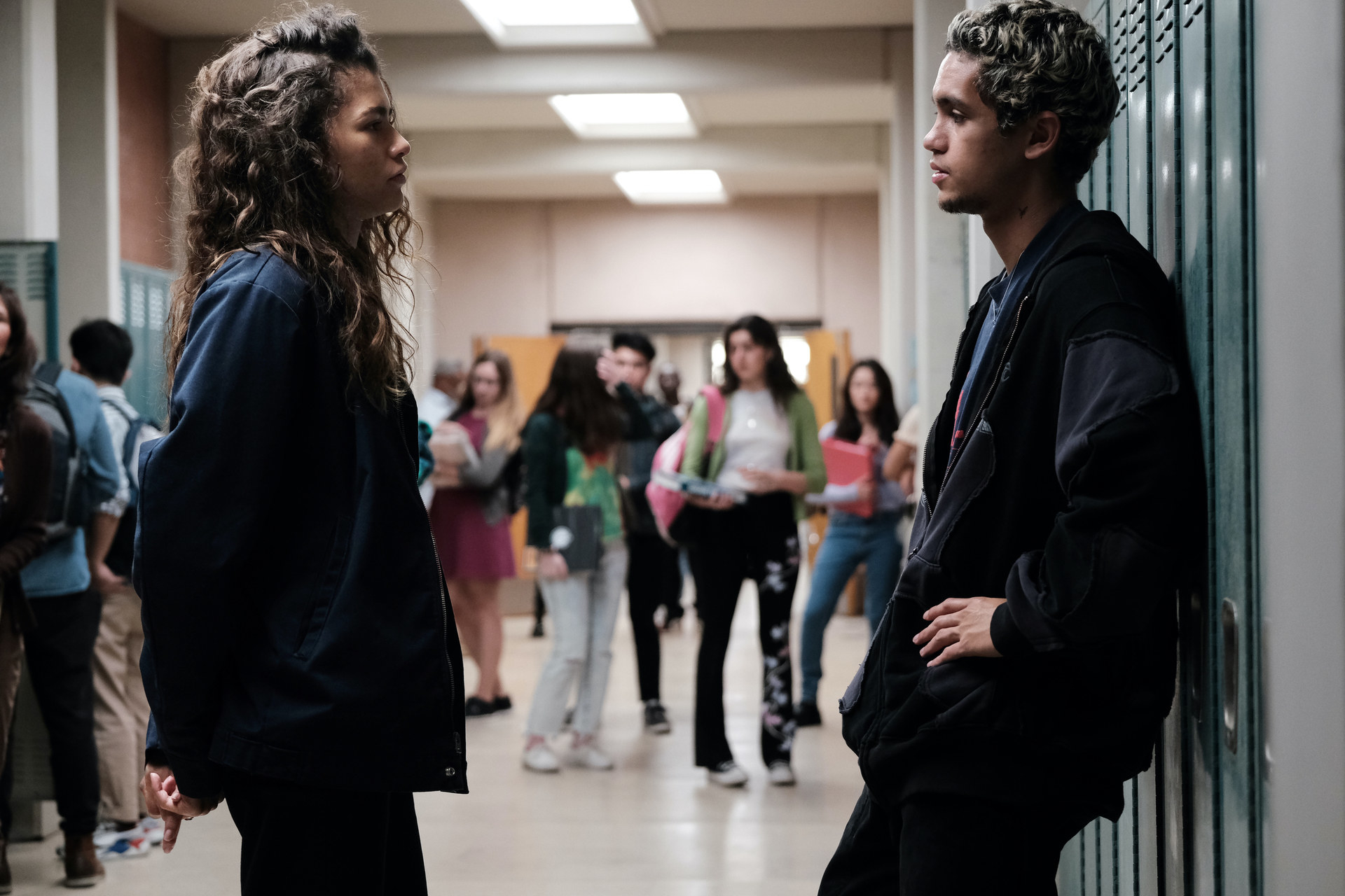 Rue talks to Elliot in HBO&#x27;s Euphoria.