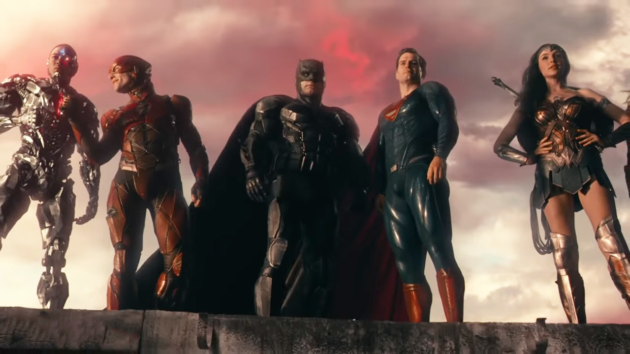 Cyborg, The Flash, Batman, Superman and Wonder Woman all stand tall