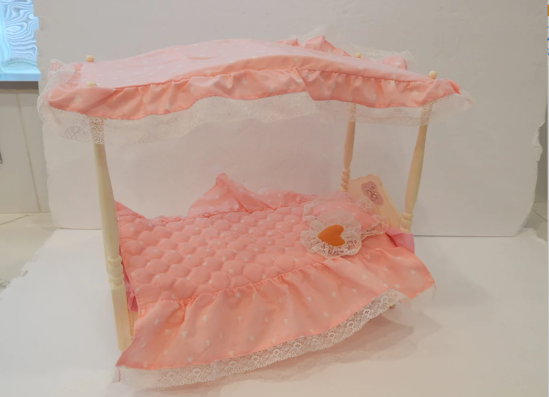 A little Barbie canopy bed