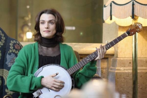 Rachel Weisz as Penelope Stamp in The Brothers Bloom