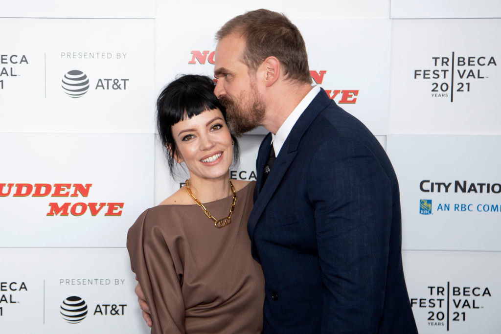 on the red carpet, David kisses Lilly&#x27;s temple