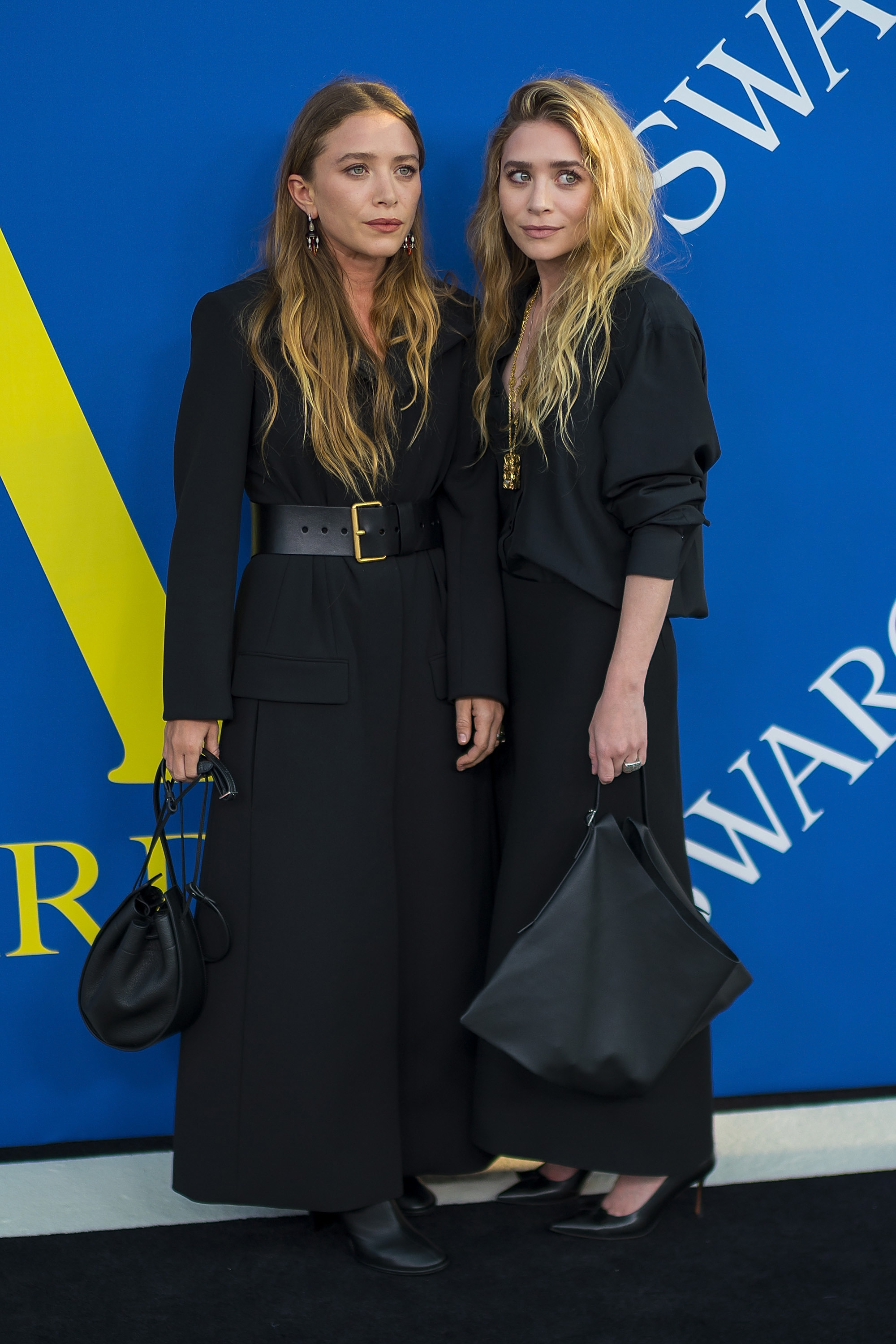 Mary-Kate Olsen and Ashley Olsen arrive at the 2018 CFDA Fashion Awards on June 4, 2018