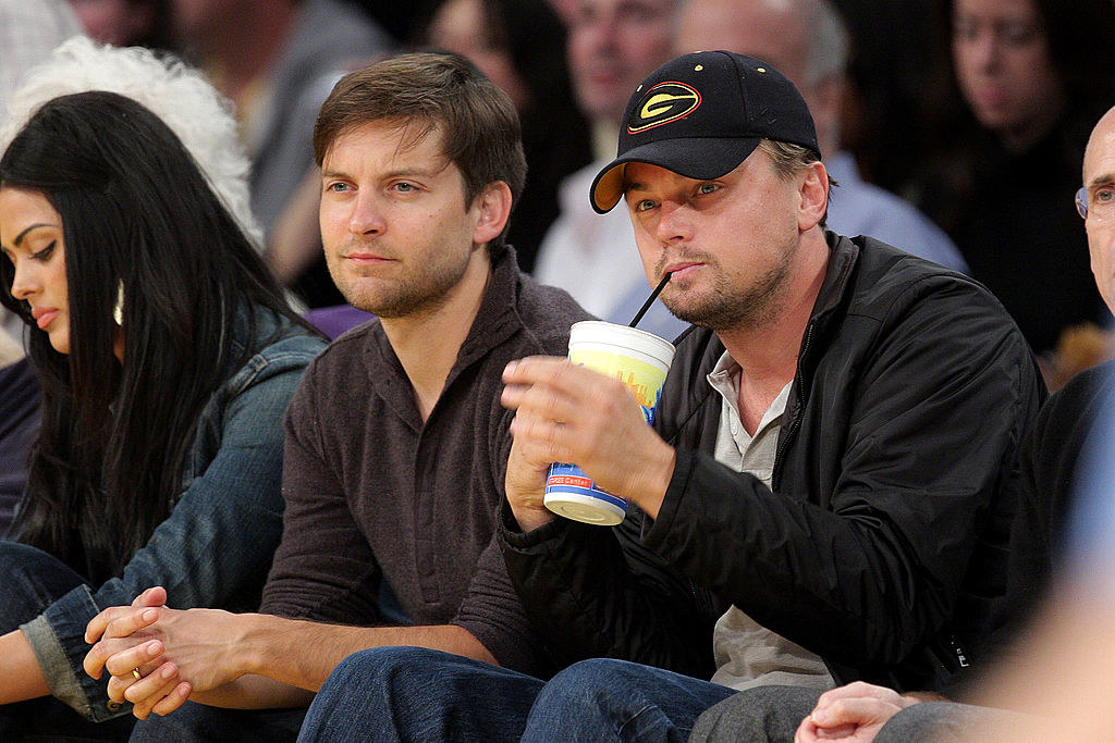 Leonardo DiCaprio and Tobey Maguire attend the Los Angeles Lakers vs Utah in 2009