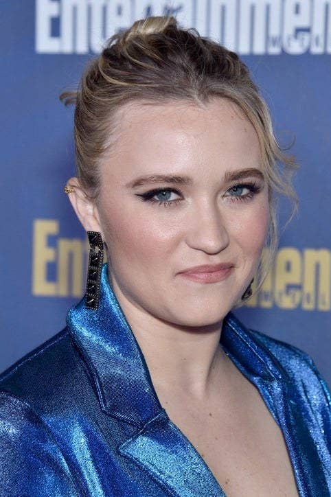 Emily Osment Sex Porn - People Are Sharing Which Celebrities They Think Look Alike But No One Ever  Talks About