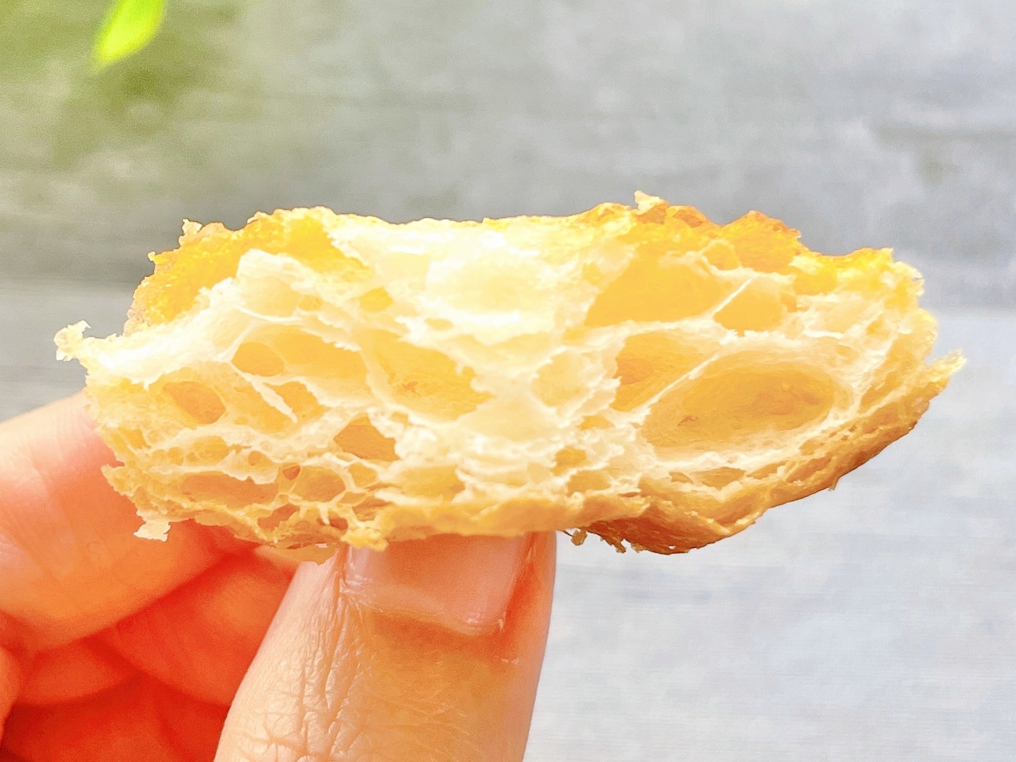 セブン-イレブンのオススメのパン「糖質を控えたハムチーズデニッシュ」