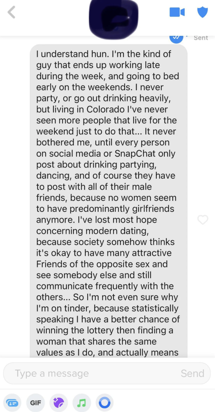 Text from a man to a woman about not finding friends of the opposite sex on tinder