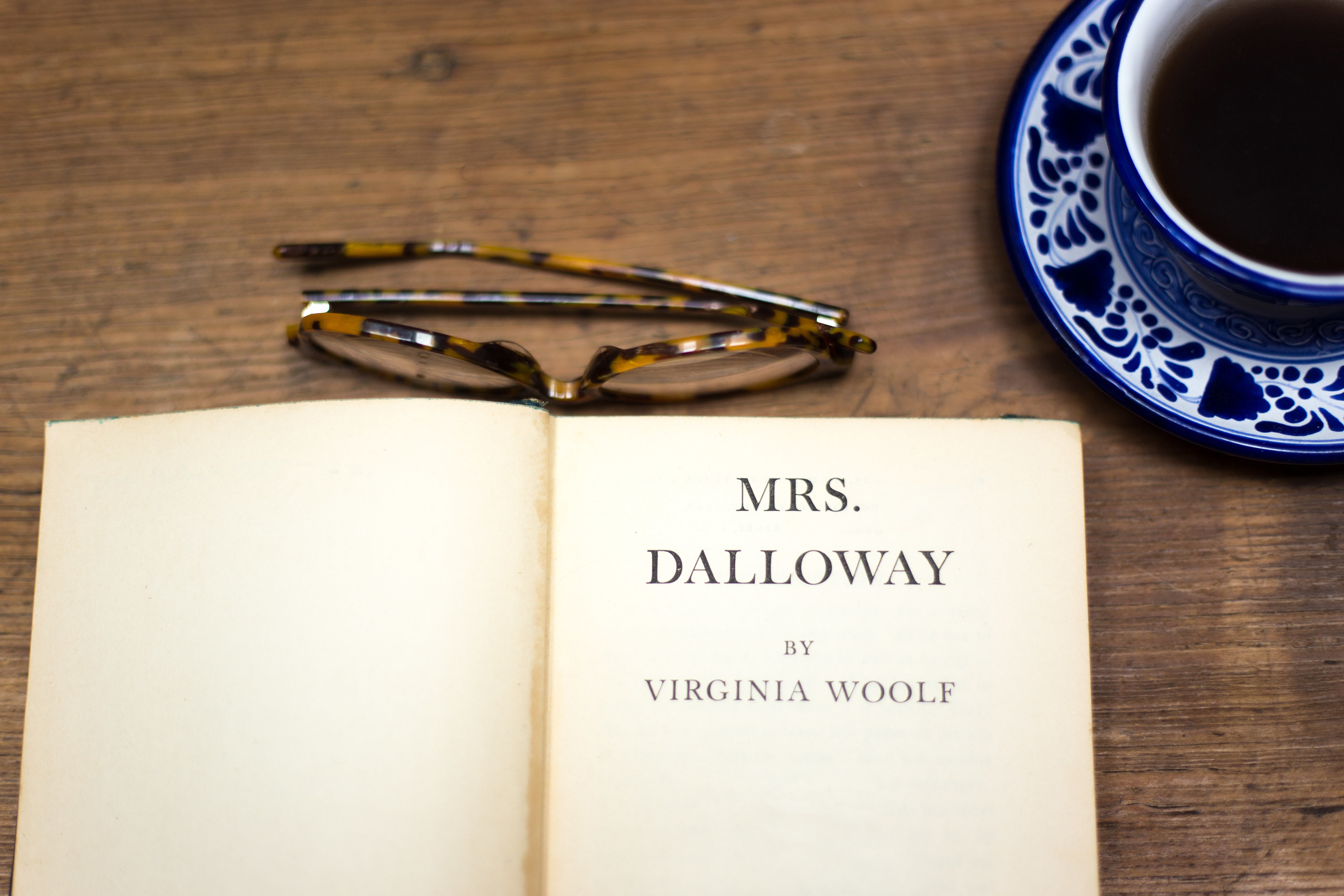 Book opened to the title page of Mrs. Dalloway by Virginia Woolf