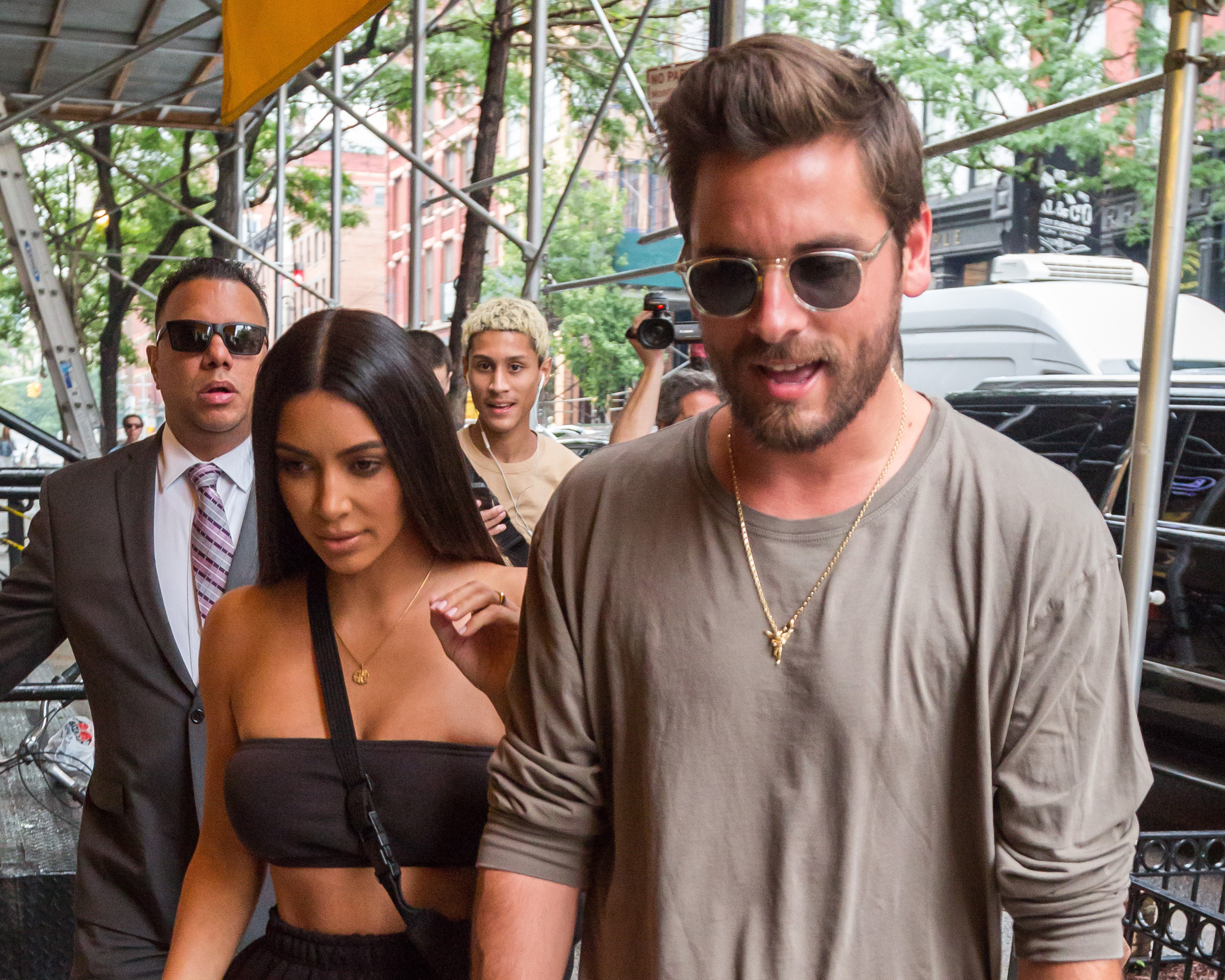 The Full Story Behind The Kardashians' Designer Instagram Giveaways With  Scott Disick