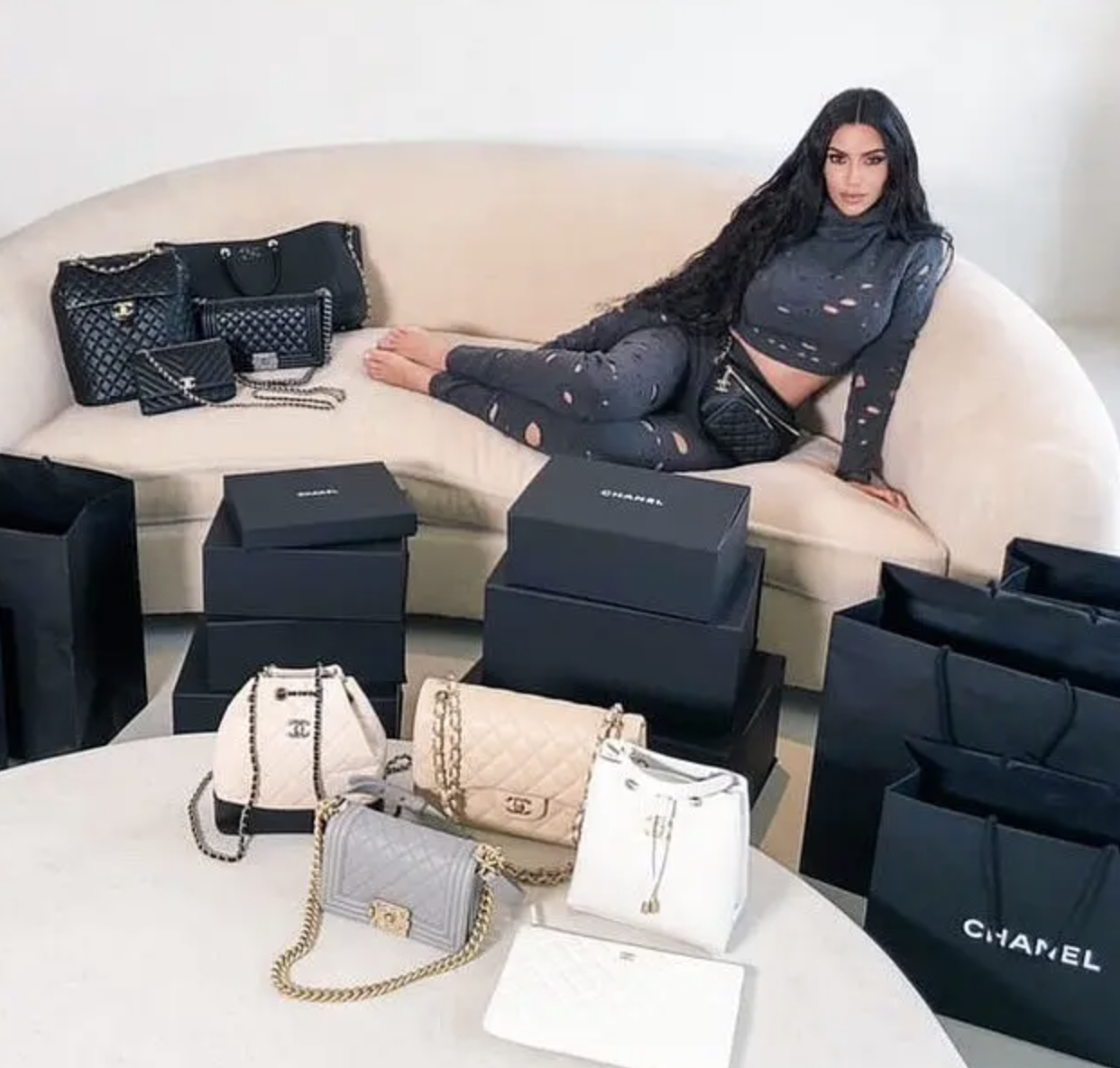 ITS HARD MAKING LUXURY DECISIONS 😭 #luxurybags #kimkardashian