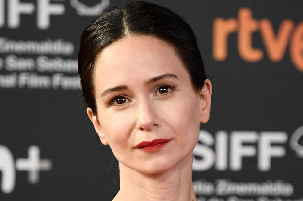 Actress Katherine Waterston attends "El Olvido Que Seremos/Forgotten We'll Be" Premiere