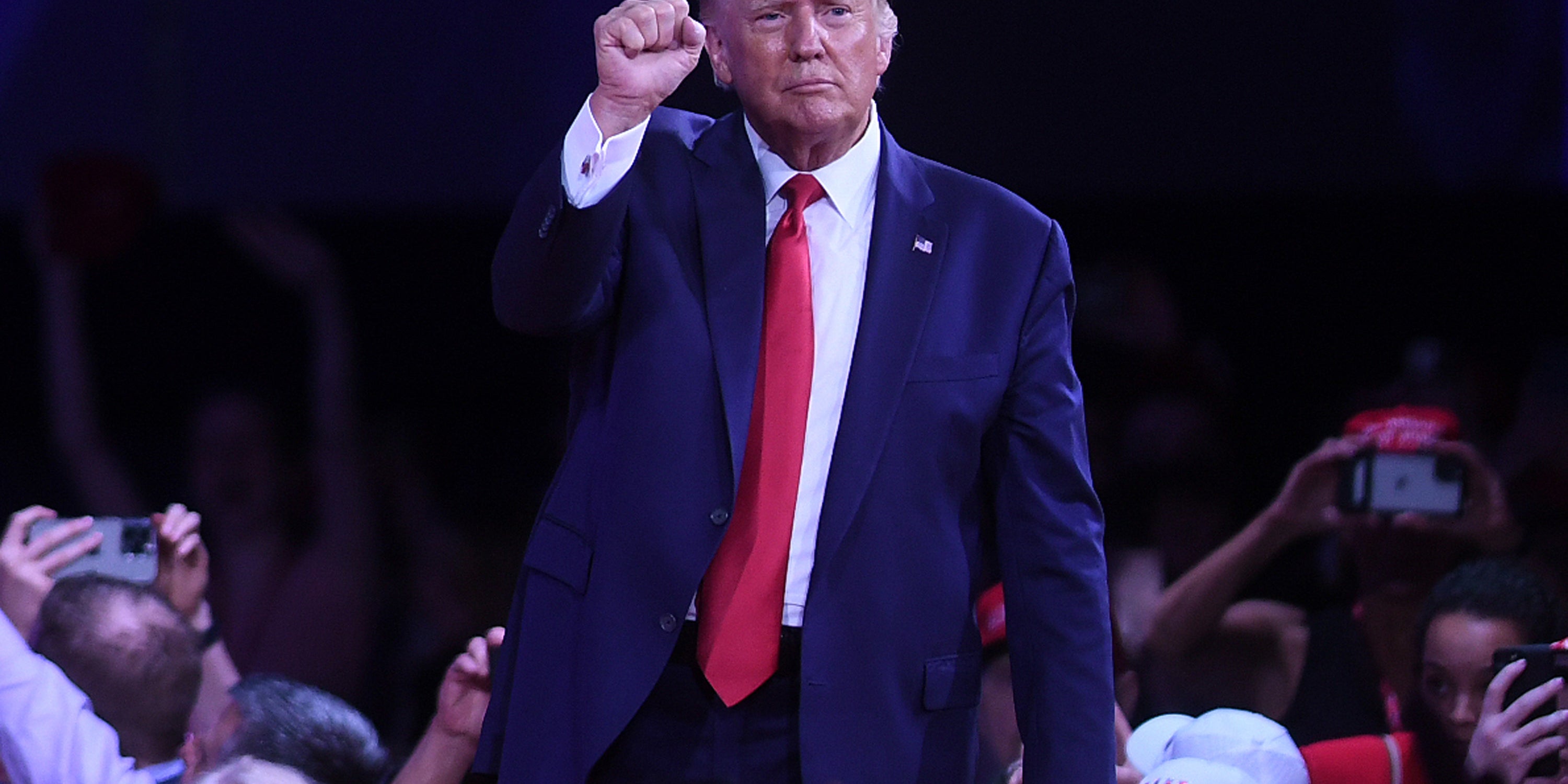 If Trump Runs In 2024, Can The GOP Stay Neutral? - Vimarsana News