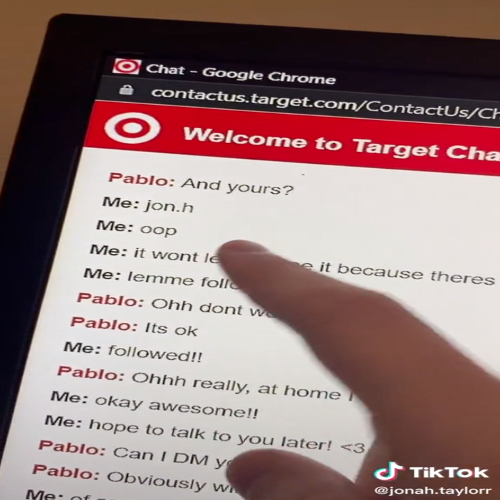 Target Customer Call Out Target Employee Hits It Off With Man Through Customer Support Chat
