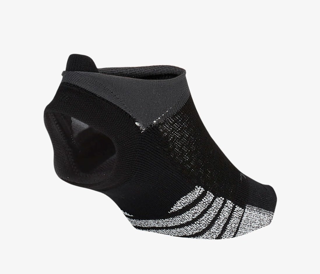 the black ankle footie sock showing open heel