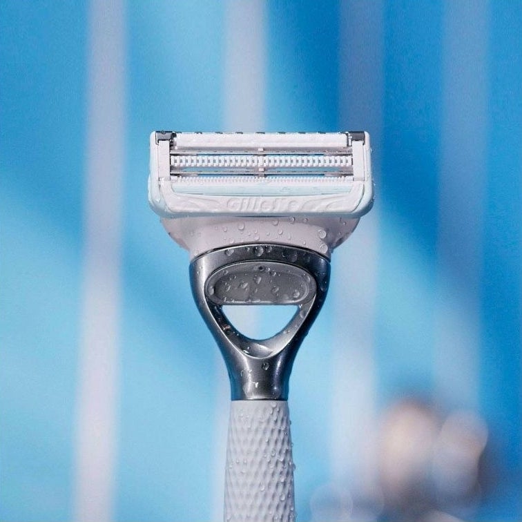 Gillette Venus for Pubic Hair And Skin Razor product shot